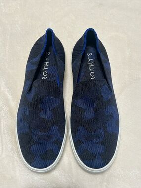Rothy’s The Sneaker Size 7.5 Navy Blue Camo Knit Slip On Shoes